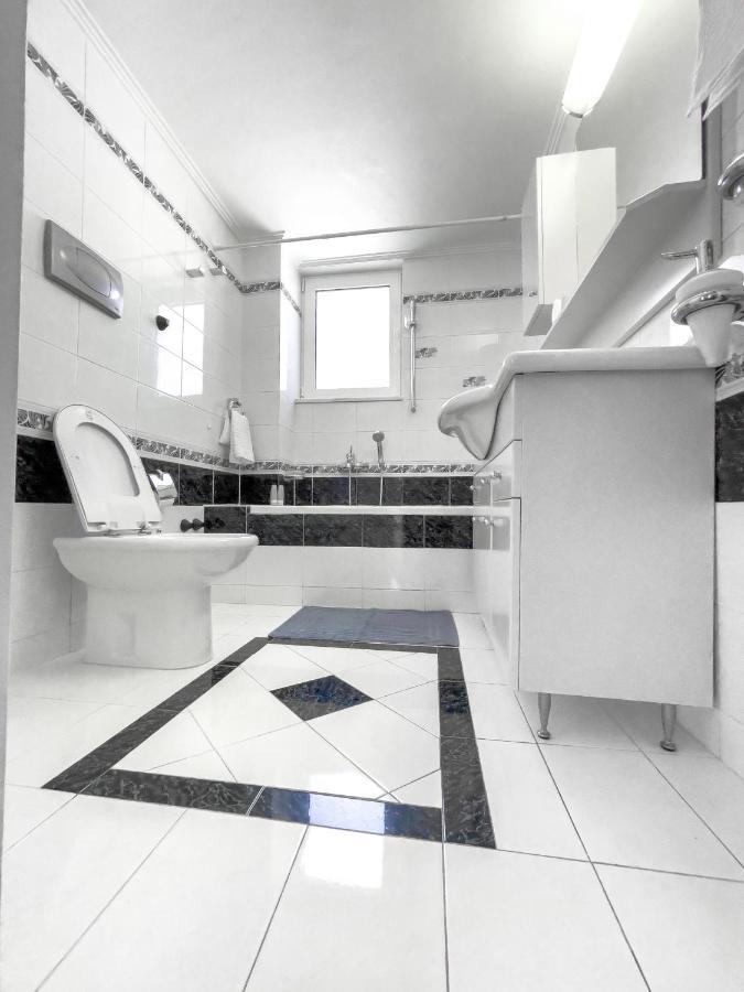 Nj Apartments: The Island Edition Rhodes City Esterno foto